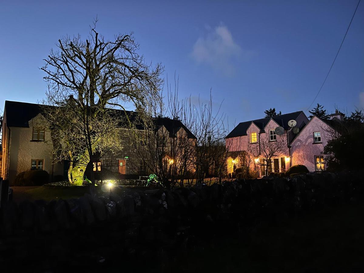 Burren Court Holiday Homes Ballyvaughan Exterior foto