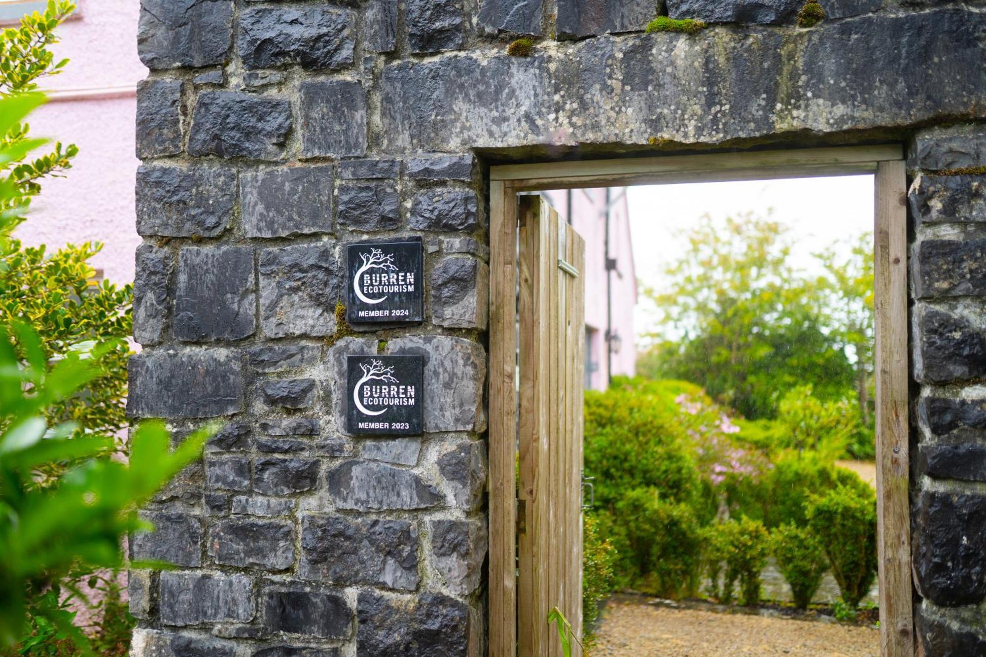 Burren Court Holiday Homes Ballyvaughan Exterior foto