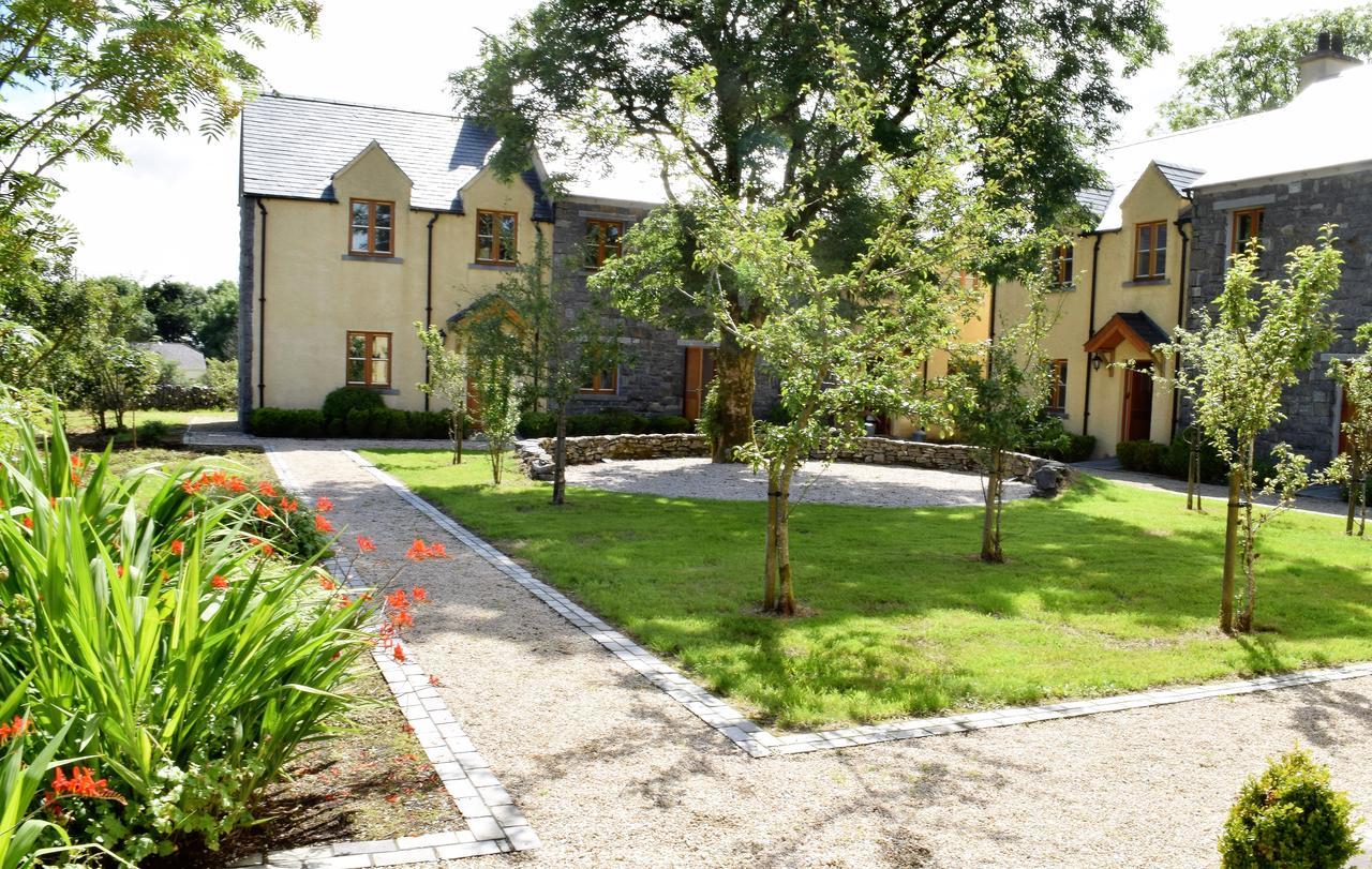 Burren Court Holiday Homes Ballyvaughan Exterior foto